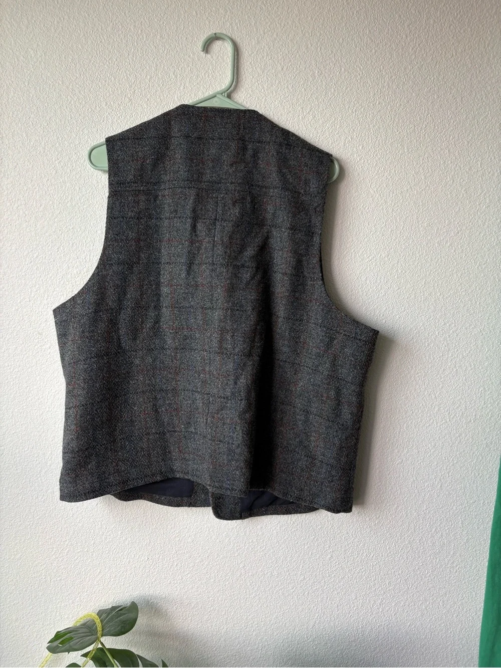 Men's Gray Tweed Vest - Classic Windowpane